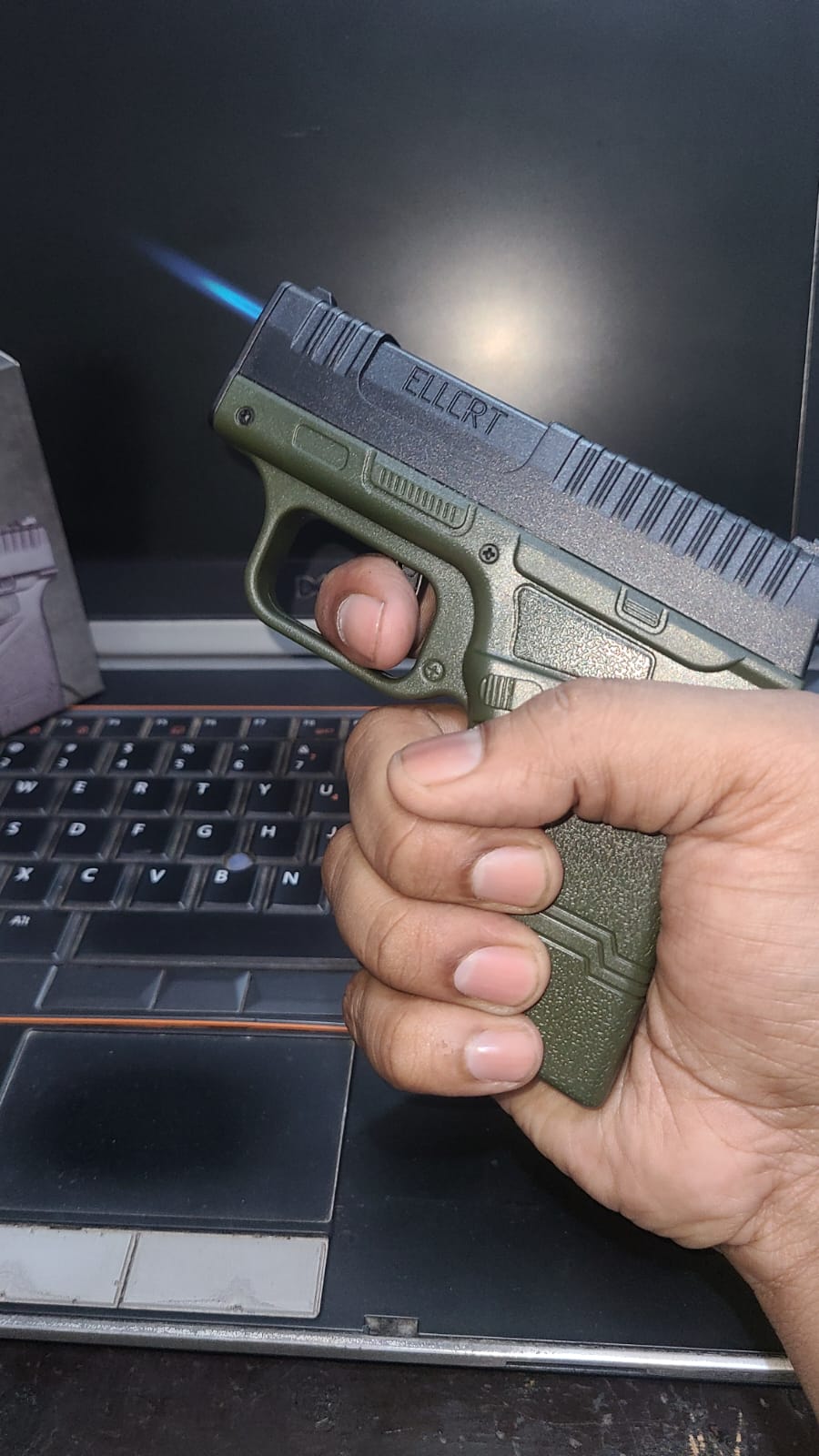 Pistol Shape Cigratte Case + Lighter Pistol Lighter Pistol Cigratte Case